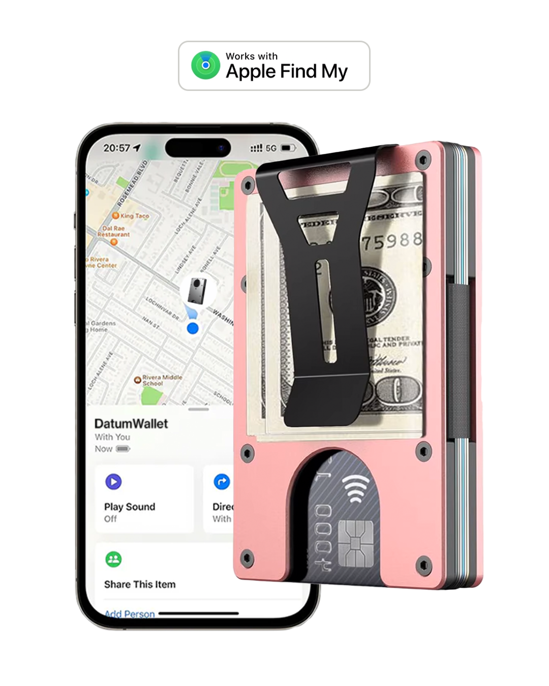 Portefeuille Datum or rose à côté d'un iPhone affichant la carte de localisation